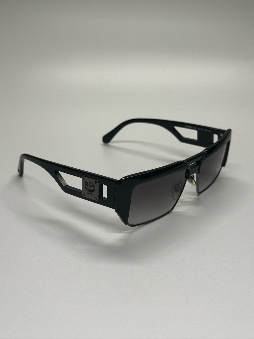 MCM 681S-001 Sunglasses Rectangular 56[]15 145 #2 Gray Gradient Lenses Italy